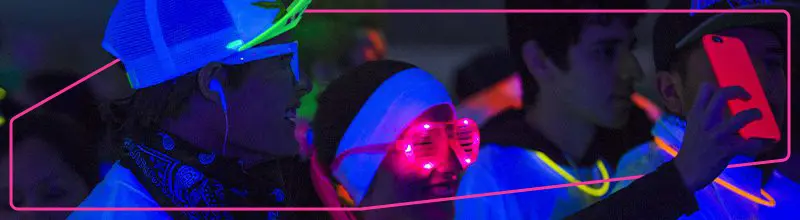 Neon Run: 5 kilometrů plných neonů a zářivých barev 1 Neon Run s eBenefity