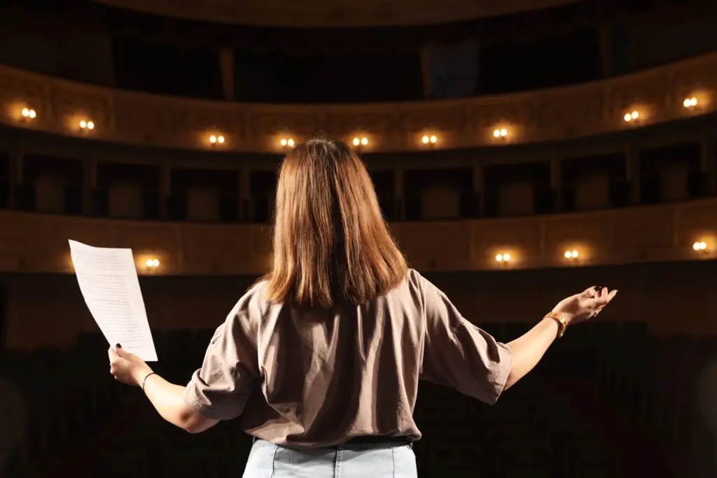 Show, které vás strhnou: Muzikály a velkolepé inscenace s eBenefity 2 divadlo kalich 1