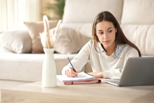 Nové digitální dovednosti s eBenefity: Kurzy, které vám otevřou dveře 2 topvision shutterstock 2697761219