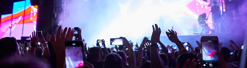 Festivaly: Užijte si léto plné hudby, zábavy a nezapomenutelných zážitků 1 Festivaly a eBenefity
