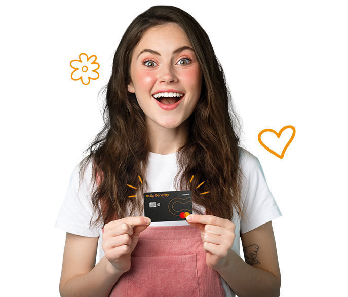 Hledání nových talentů 2 eBenefity smiling young woman holding a benefit payment card