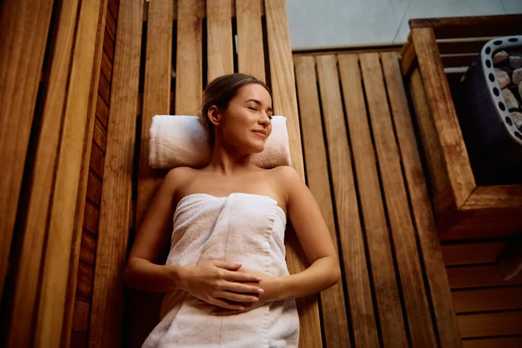 Kouzlo lázní a wellness pro horké dny 2 shutterstock 2556972749